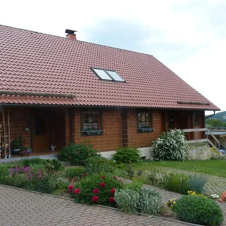 Holzhaus Miri * Pirna